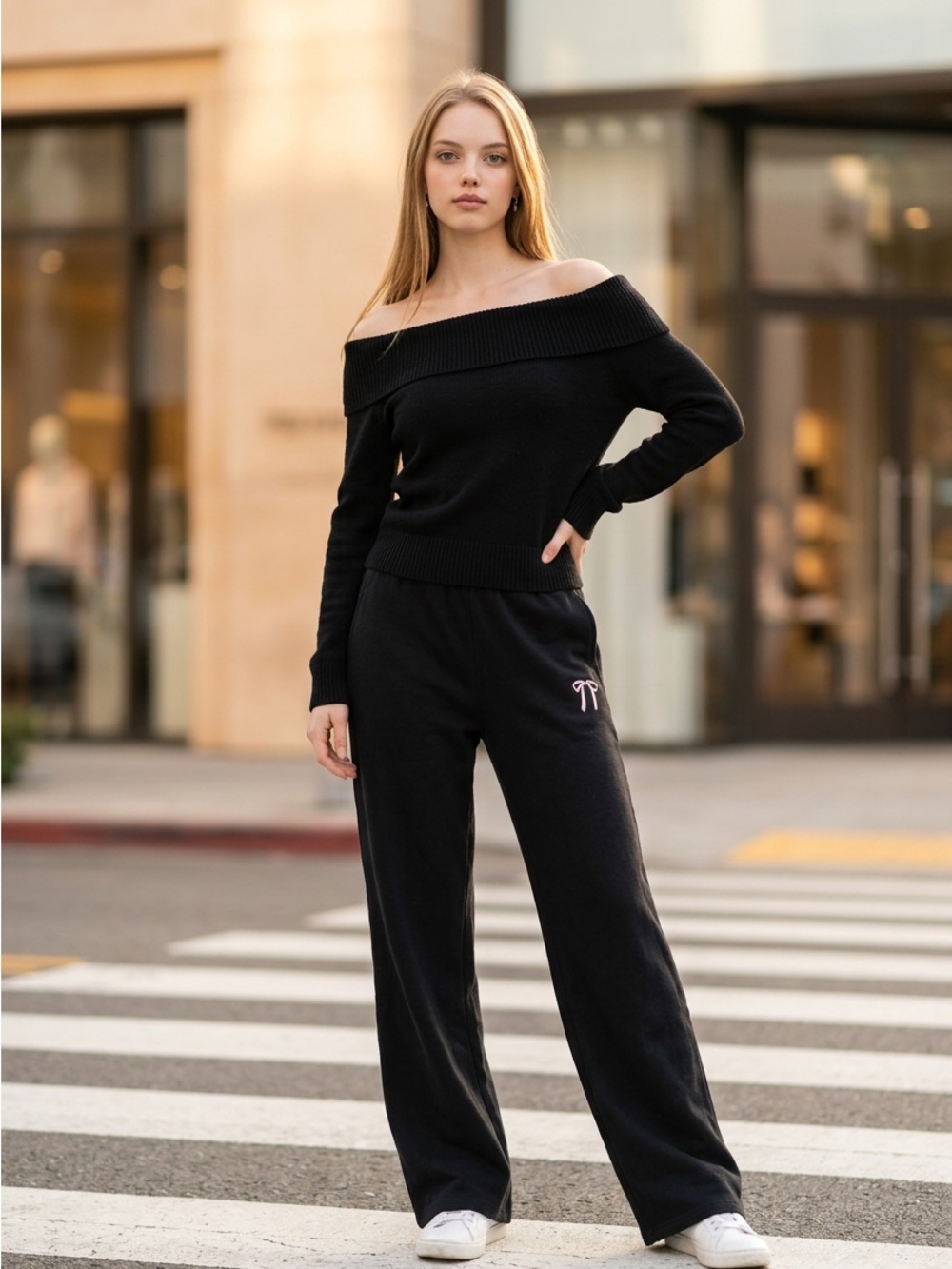 Hollister Black Bow-Embroidered Wide Leg Sweatpants